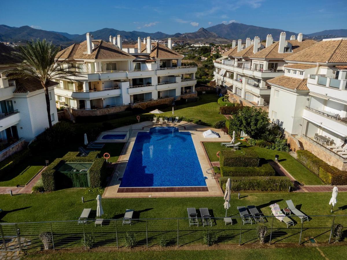 Apt 212 Heaven Beach Apartments, Guadalmansa Playa Estepona Exterior photo